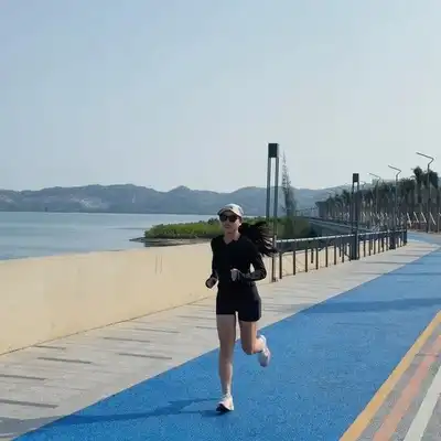 赵美彤